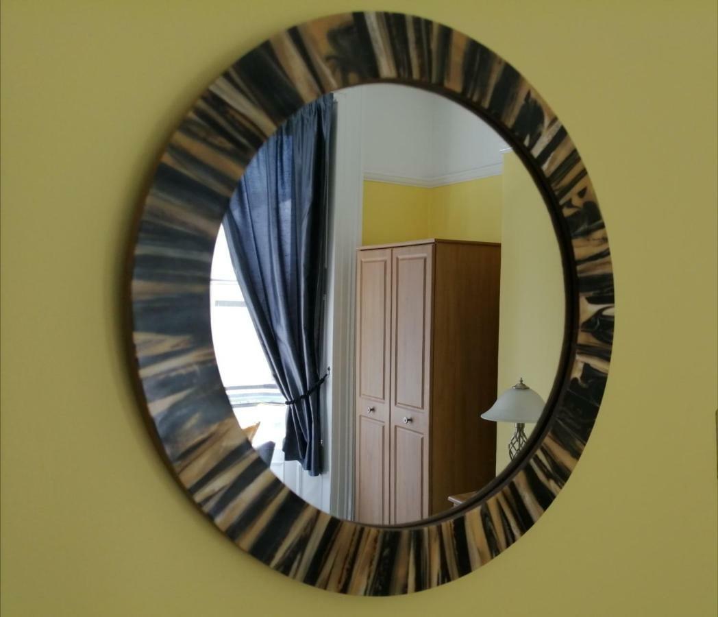 Burleigh Guest House Llandudno Luaran gambar